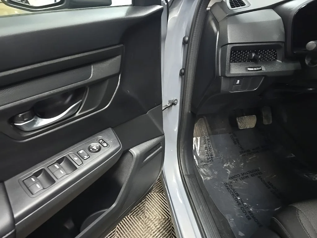 Used 2023 Urban Gray Pearl Honda LX image 27