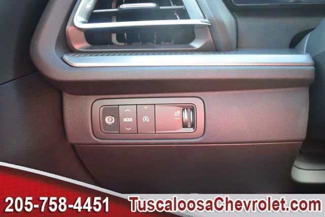 2027 Chevrolet Traverse LT - Photo 36