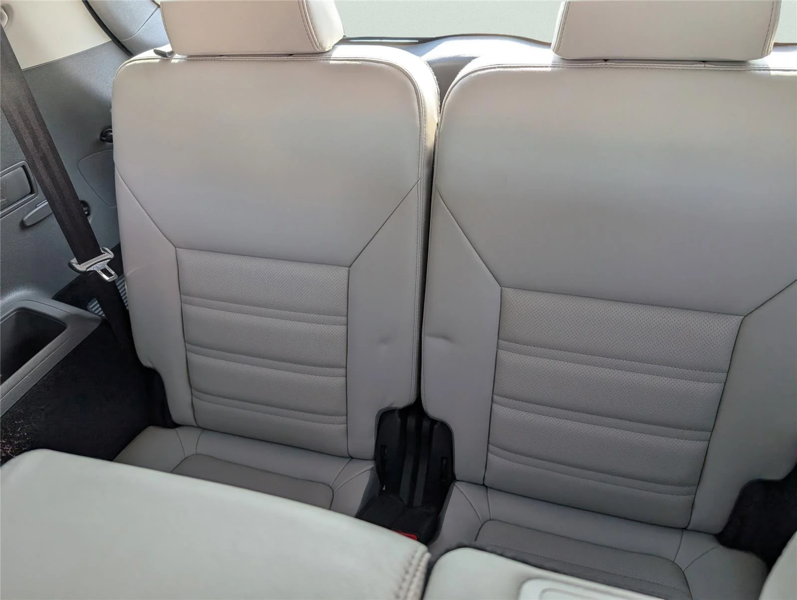 Used 2017 Snow White Pearl Kia SX V6 image 32