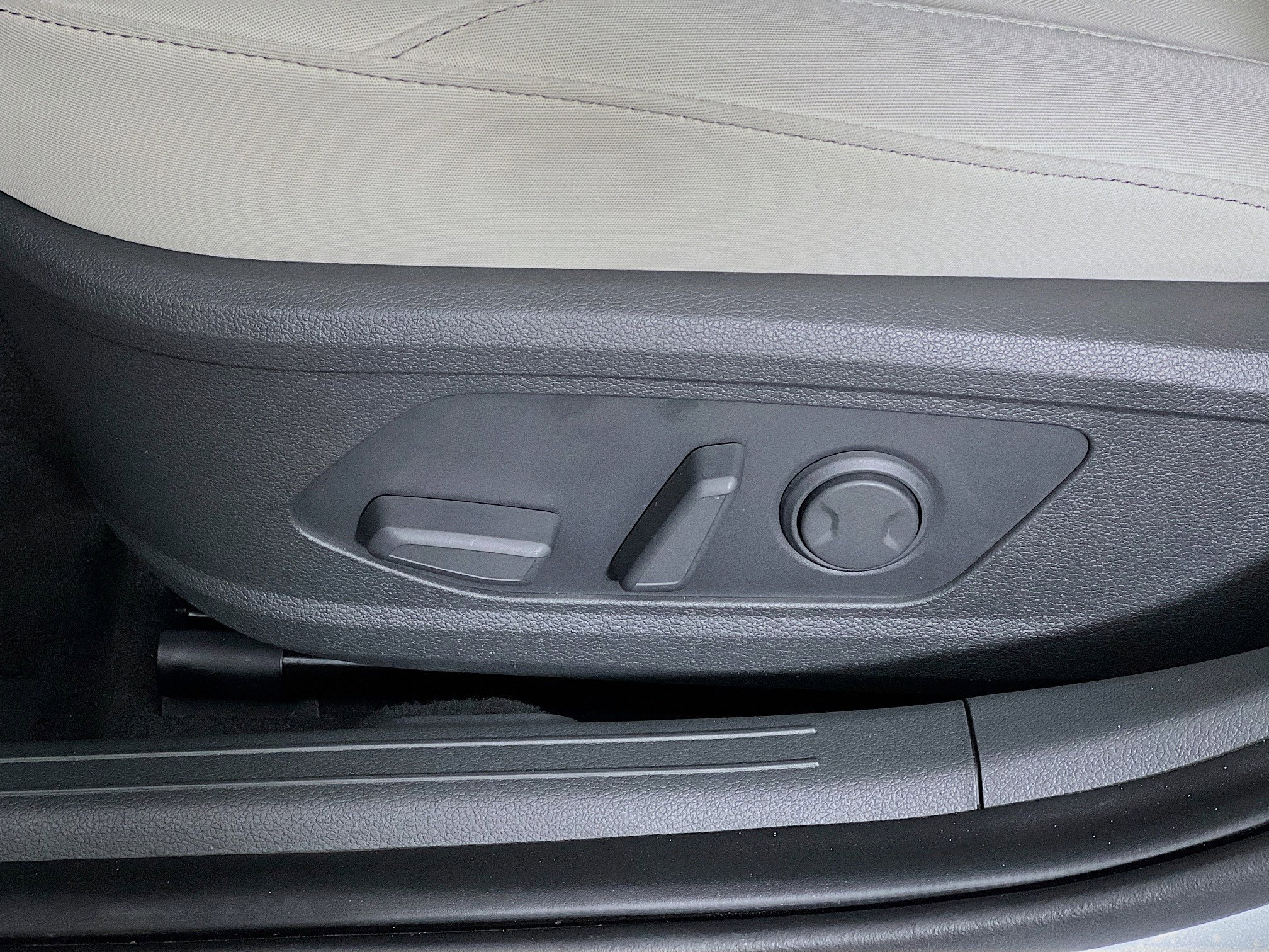 2025 Hyundai Sonata SEL - Photo 11