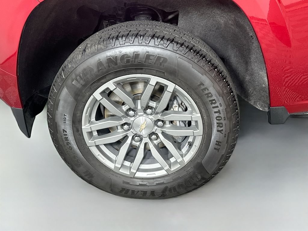 Used 2024 Radiant Red Chevrolet LT image 31