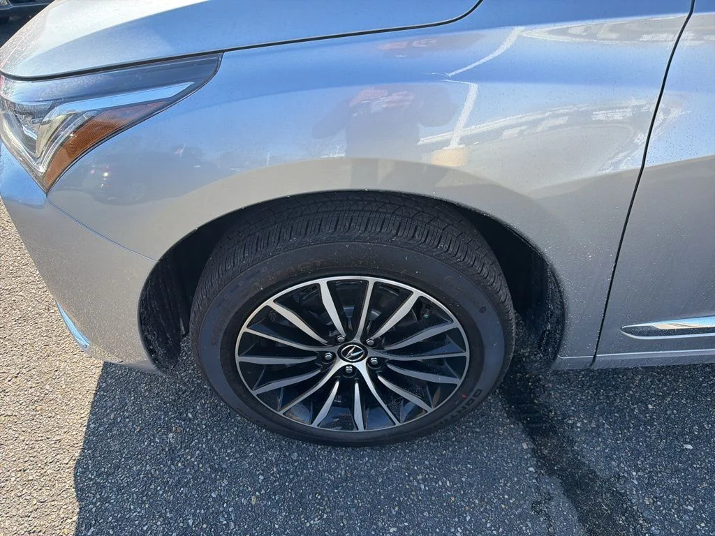 New 2026 Solar Silver Metallic Acura Advance Package image 9
