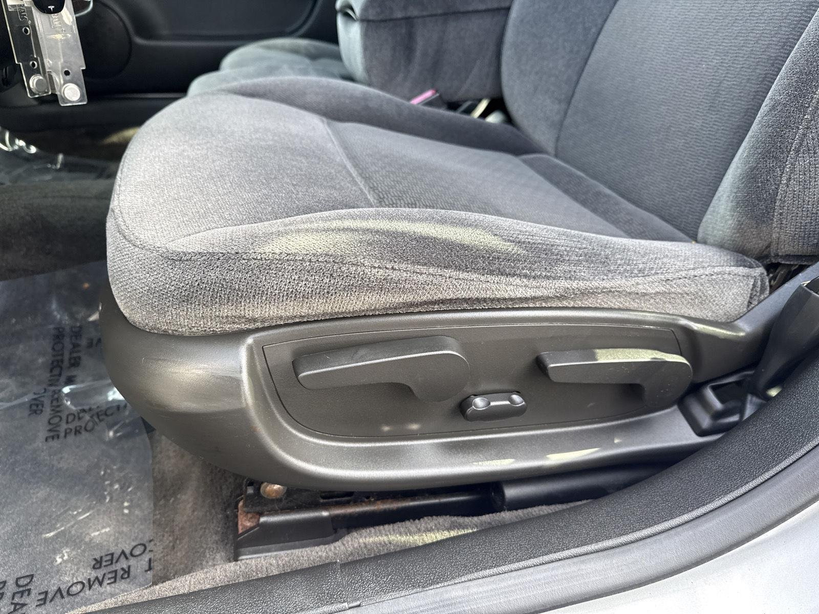 Used 2014 Silver Ice Metallic Chevrolet LS image 18