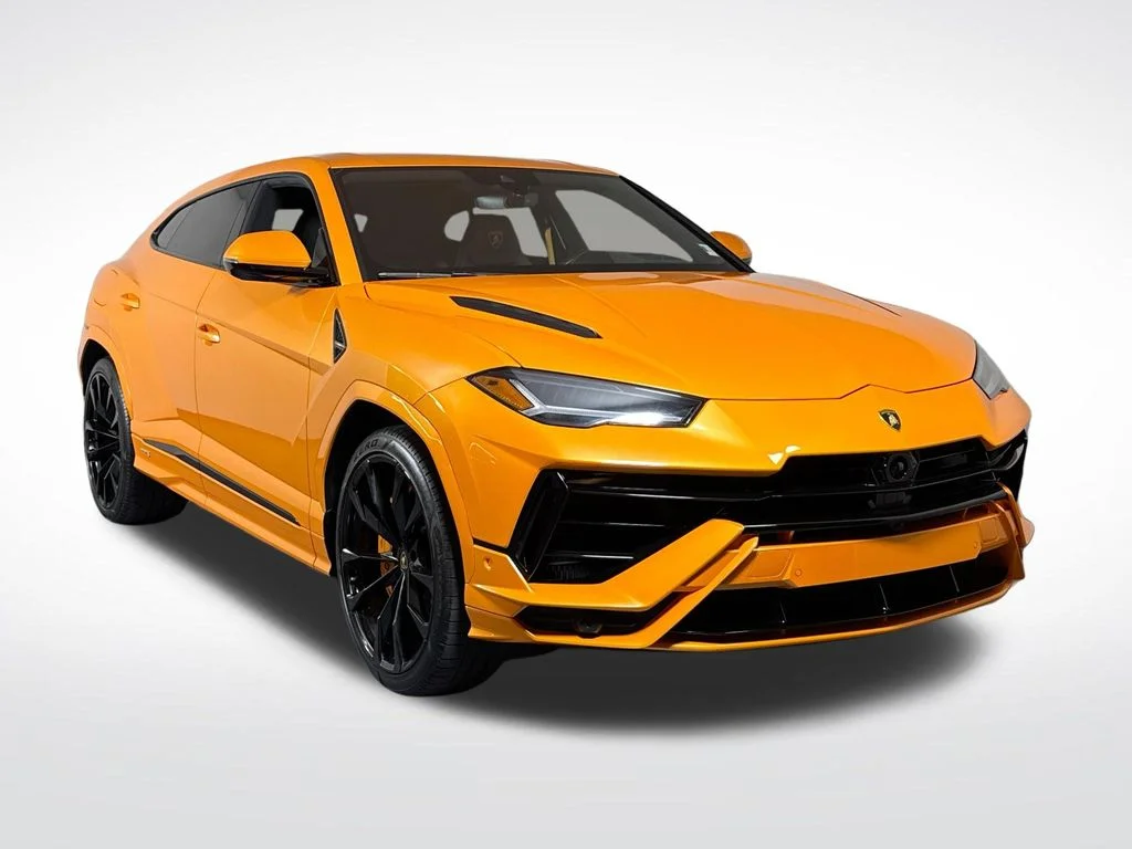 Used 2024 Black Lamborghini S image 7