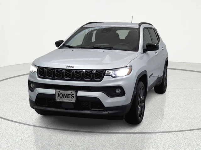 New 2026 Silver Jeep Latitude image 2