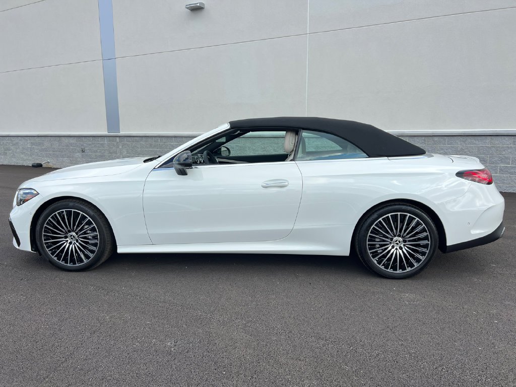 New 2026 Polar White Mercedes-Benz CLE 450 image 44
