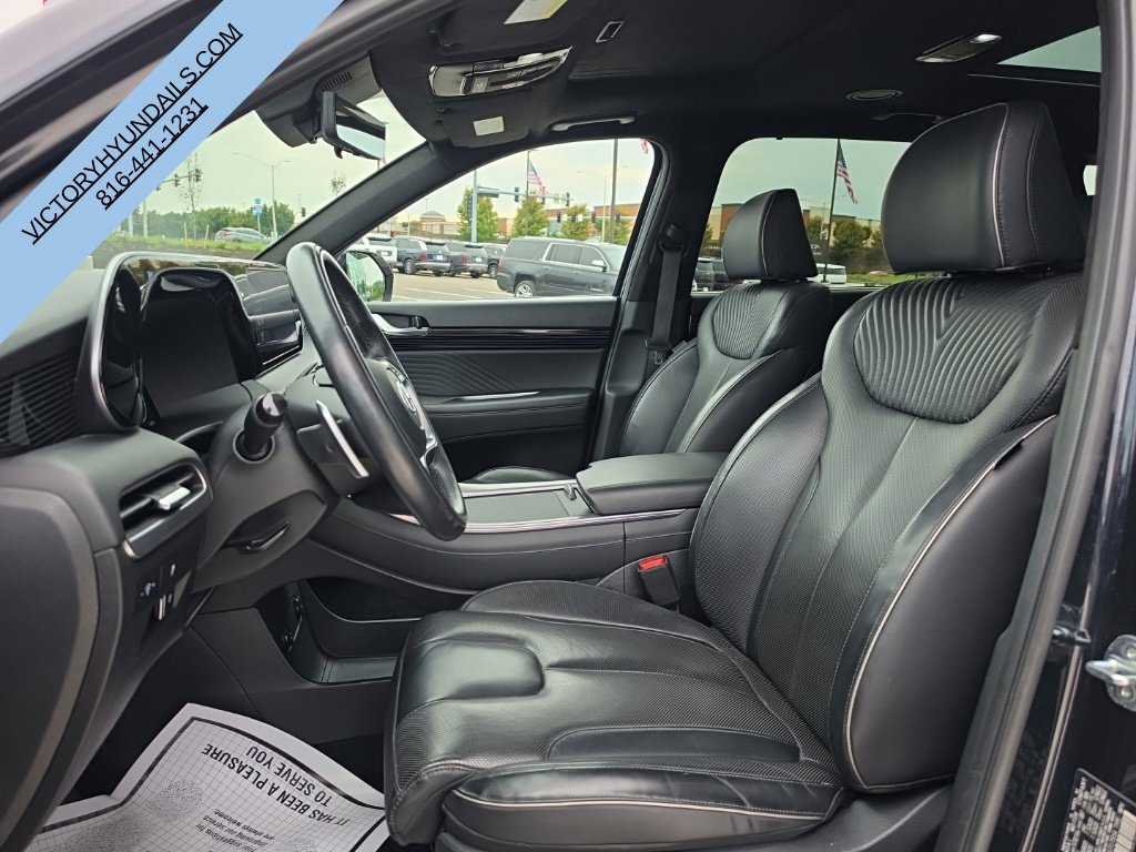 Used 2024 White Hyundai Calligraphy image 13