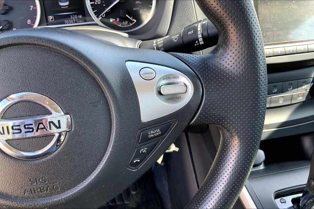 Used 2018 Brilliant Silver Metallic Nissan S image 18