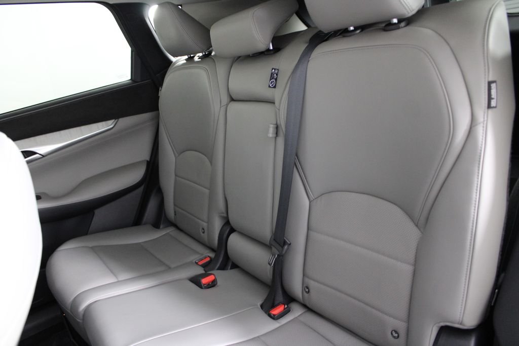 2023 INFINITI QX50 Sensory - Photo 18