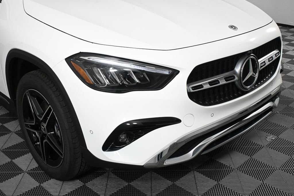 New 2026 Polar White Mercedes-Benz GLA 250 image 36