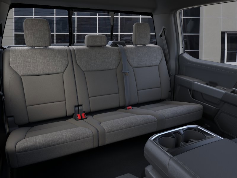 New 2026 Oxford White Ford XLT image 11