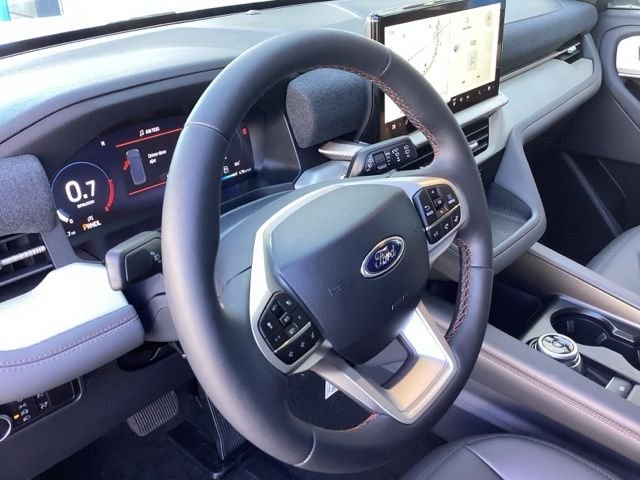 New 2026 Space White Metallic Ford Active image 26