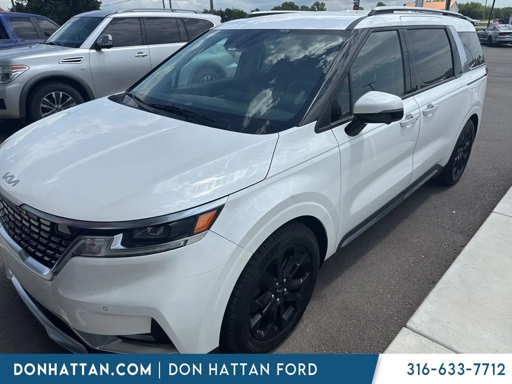 2022 Kia Sedona SX's photo