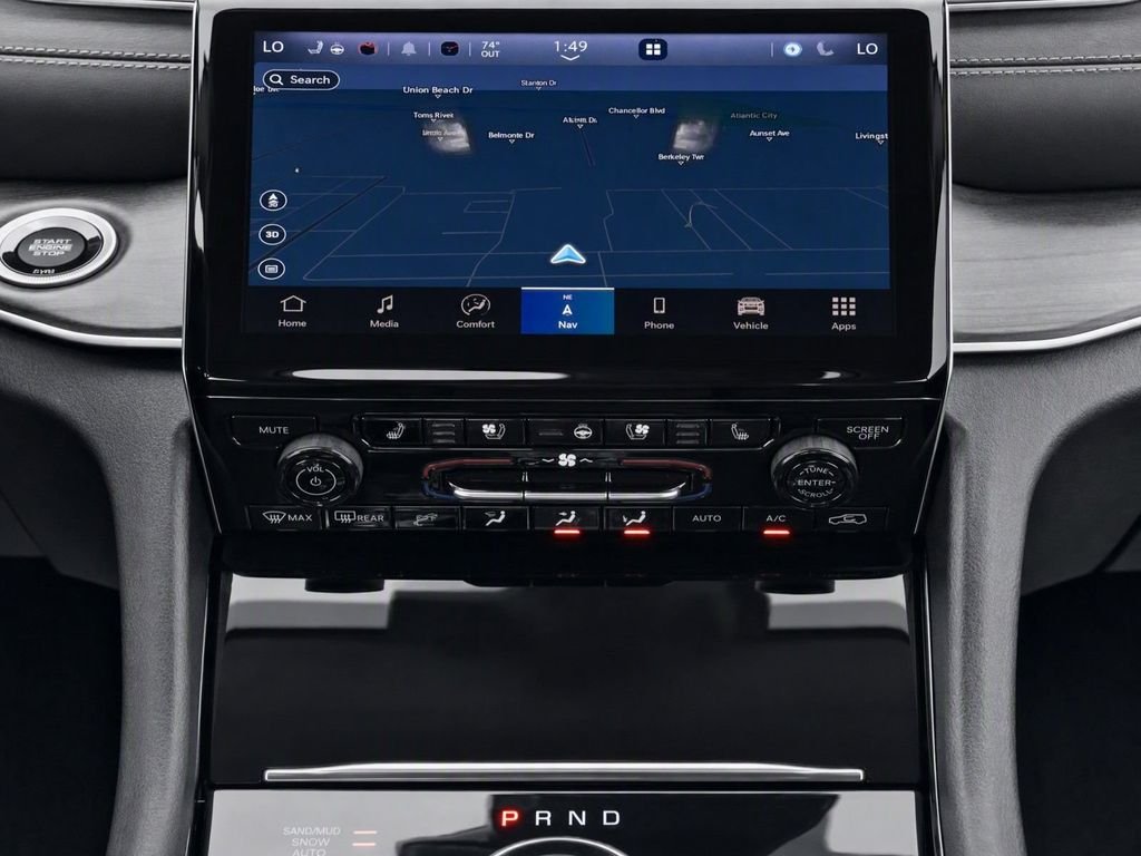 Used 2022 White Jeep Limited image 26