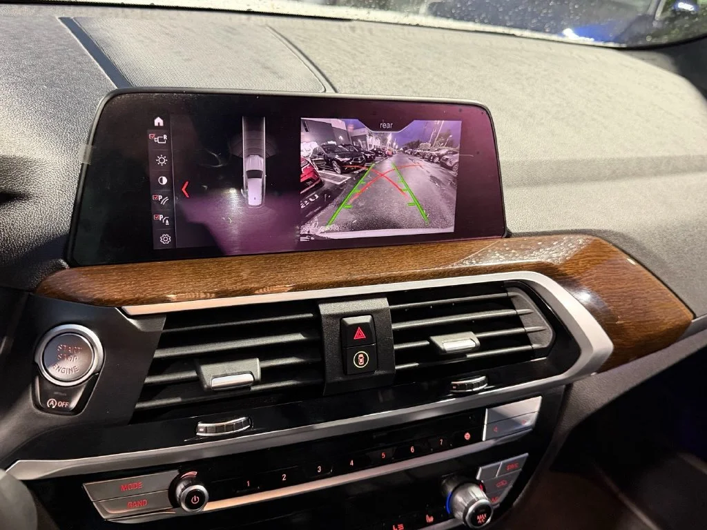 Used 2021 White BMW xDrive30i image 20
