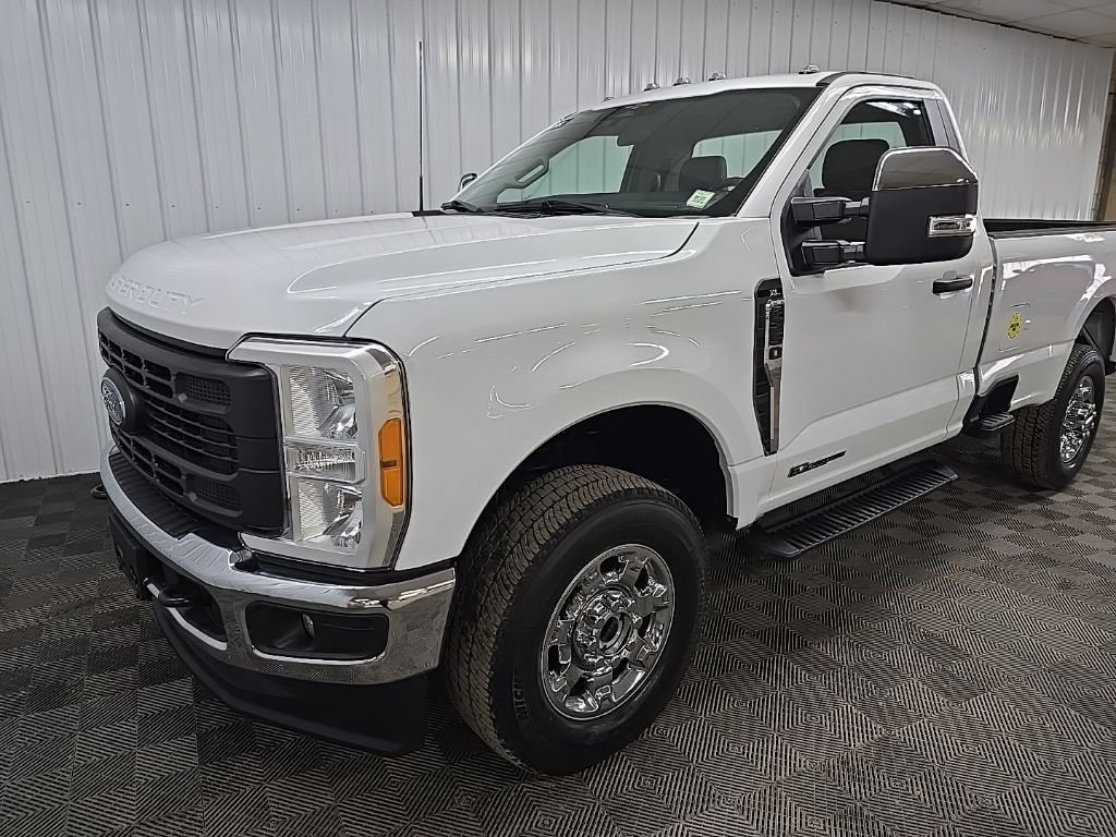 Used 2023 White Ford XL image 15