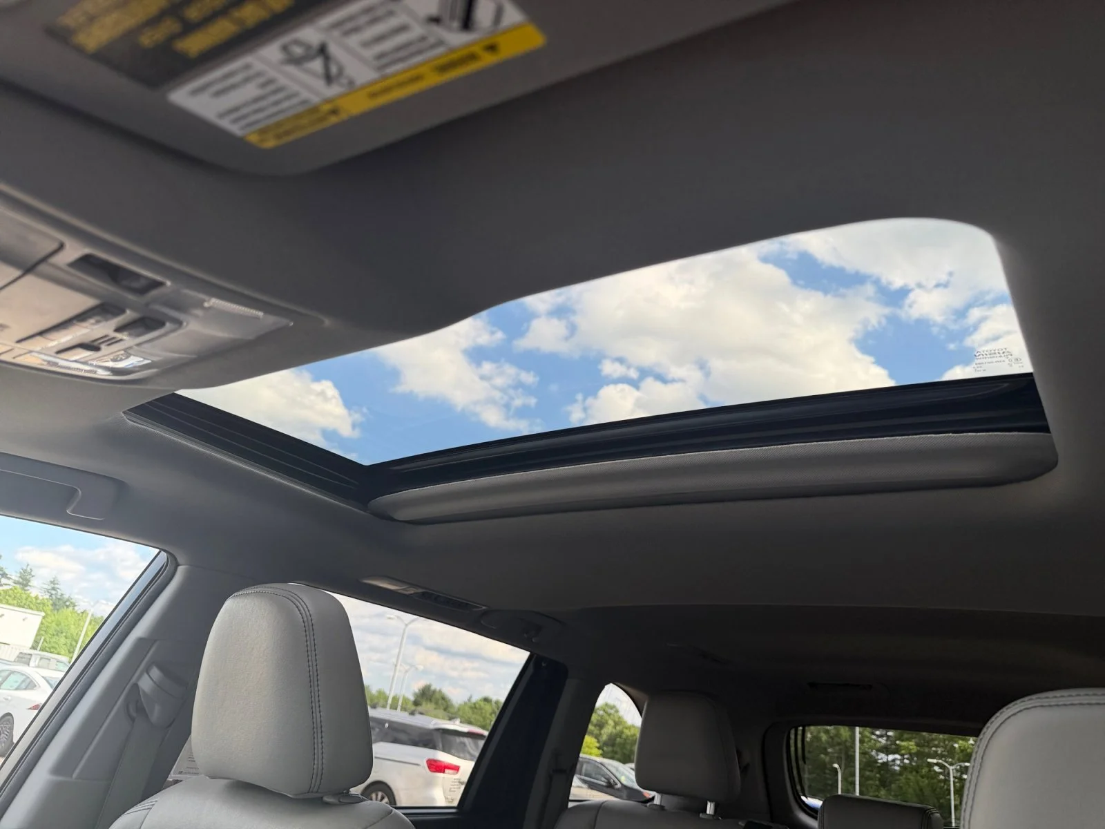 Used 2017 Blizzard Pearl Toyota XLE image 27