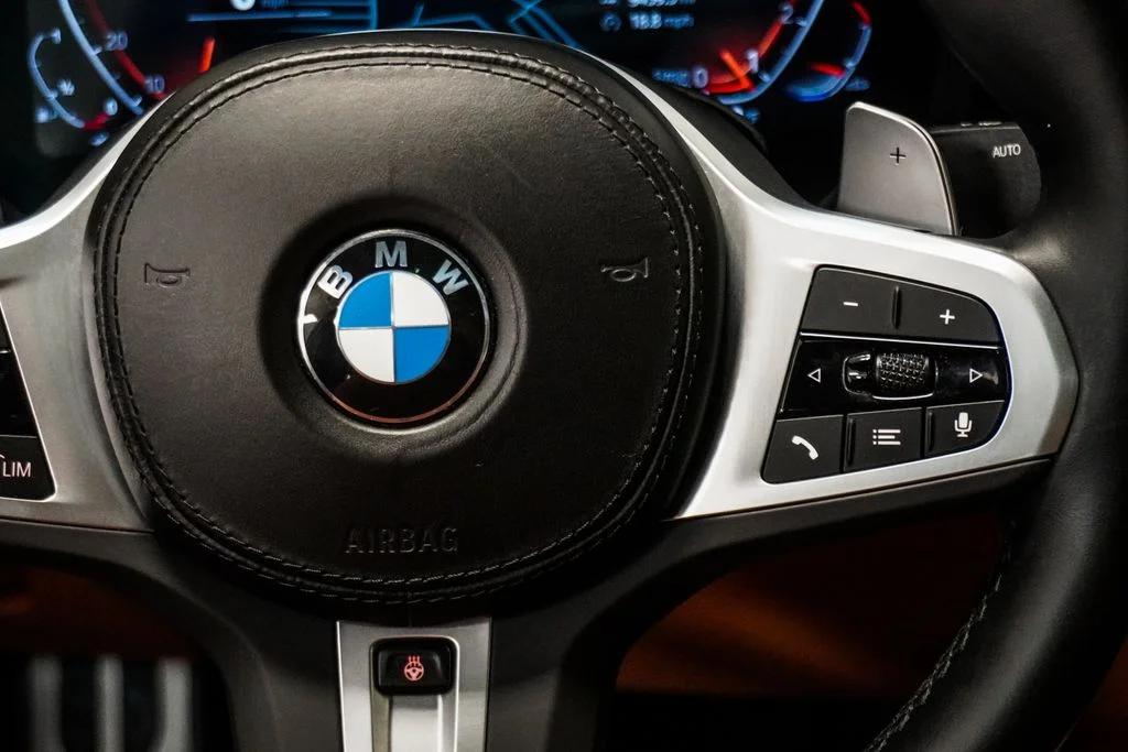 Used 2023 White BMW 530i xDrive image 15