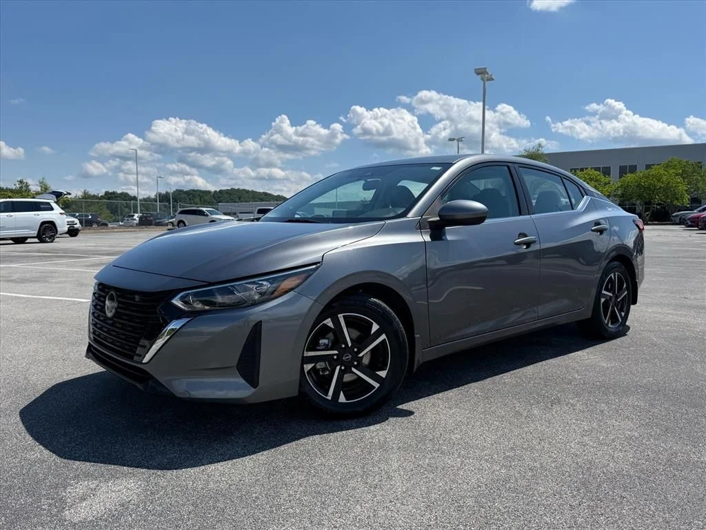 Used 2024 Gray Nissan SV image 2