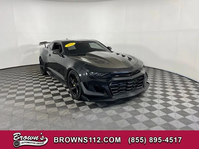 2022 Chevrolet Camaro 6.2 LT1's photo
