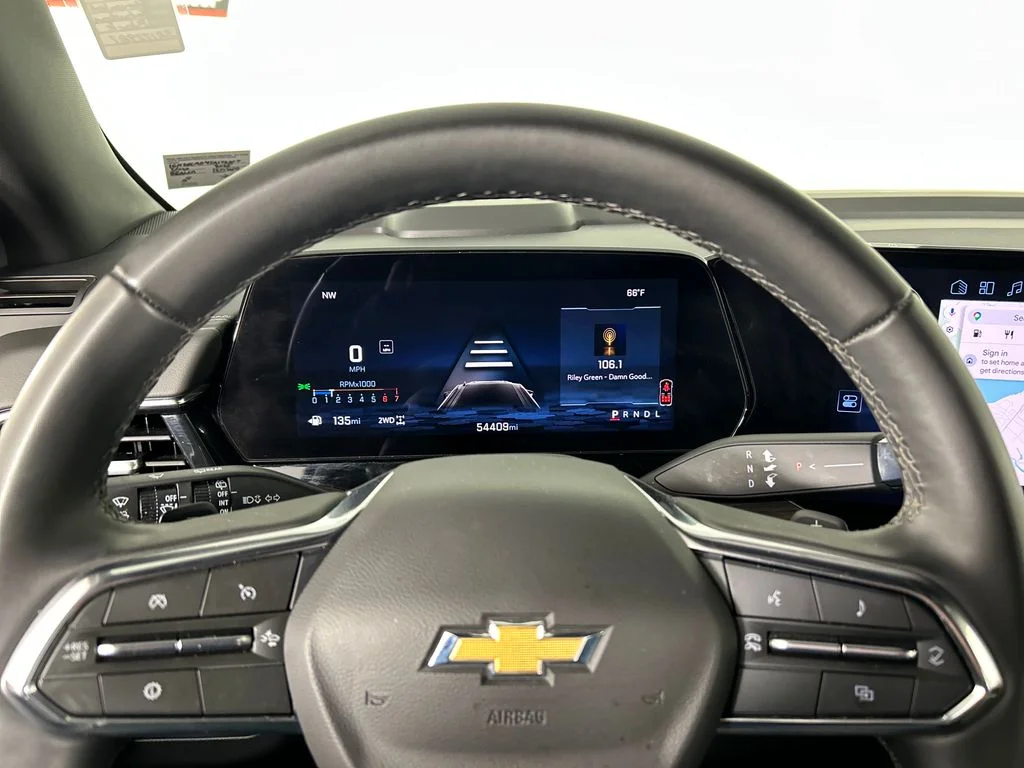Used 2025 Black Chevrolet LT image 13