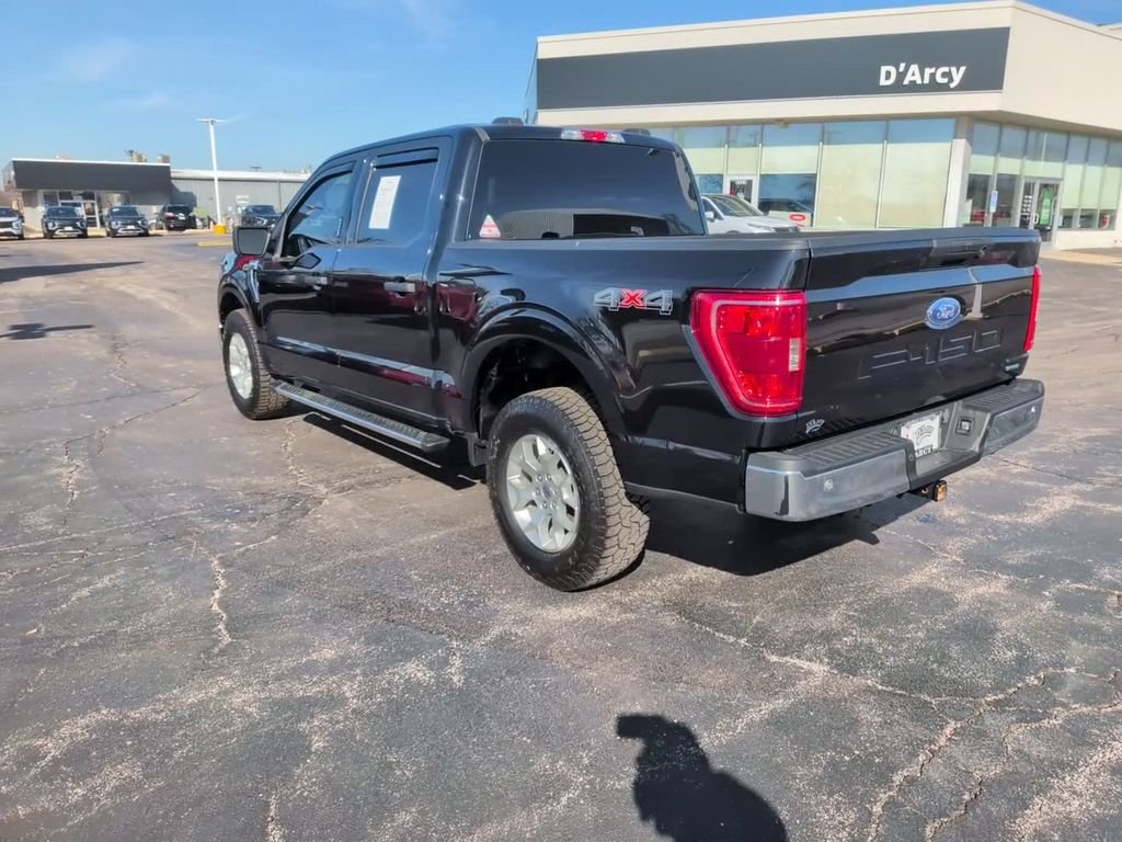 Used 2023 Black Ford XLT image 9