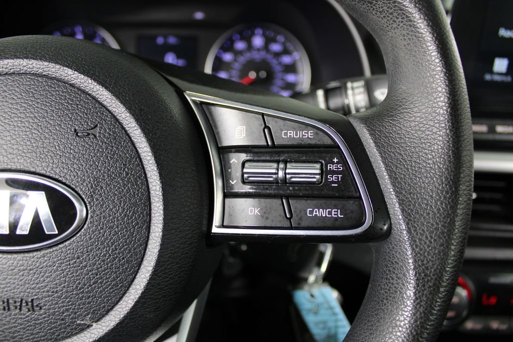 Used 2019 Black Kia FE image 24