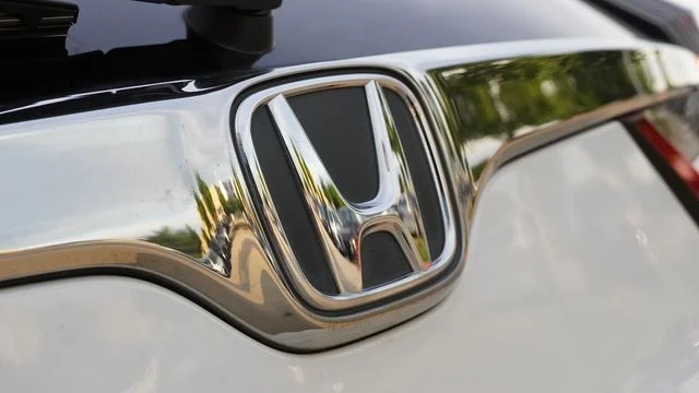 Used 2020 White Honda EX image 12