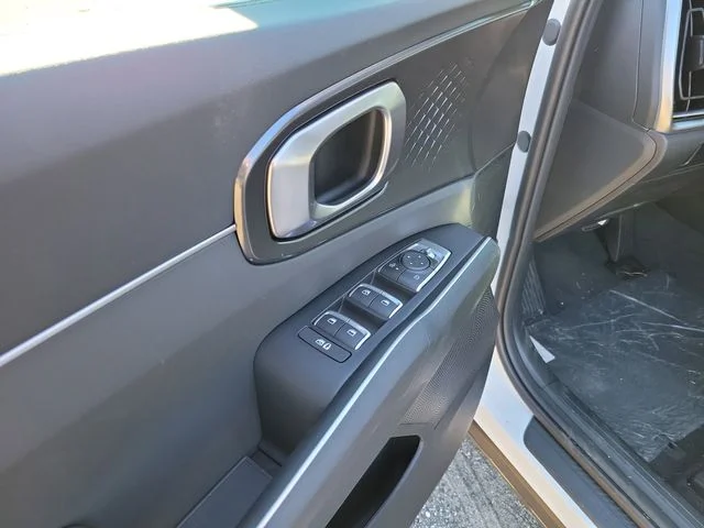 New 2026 Glacial White Pearl Kia S image 6