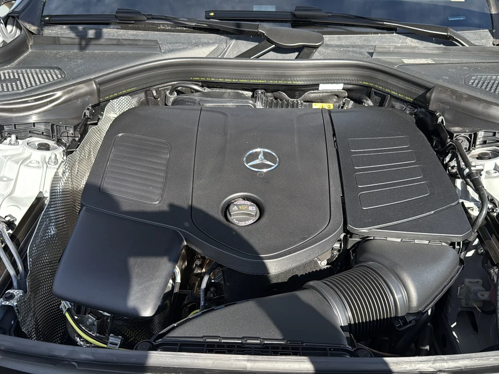 Certified Used 2026 Gray Mercedes-Benz GLC 300 image 9