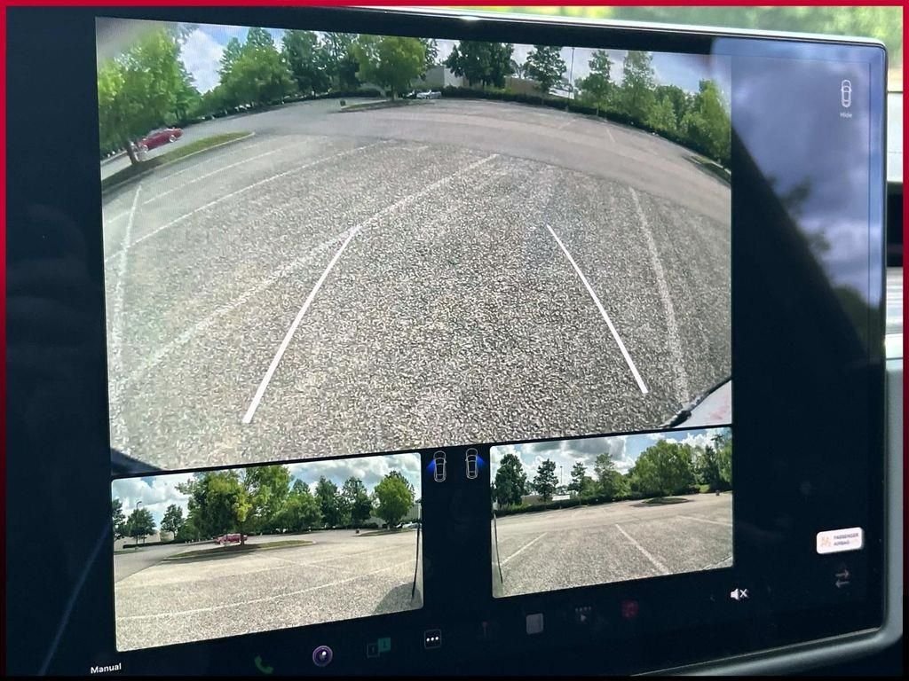 Used 2024  Tesla Base image 33