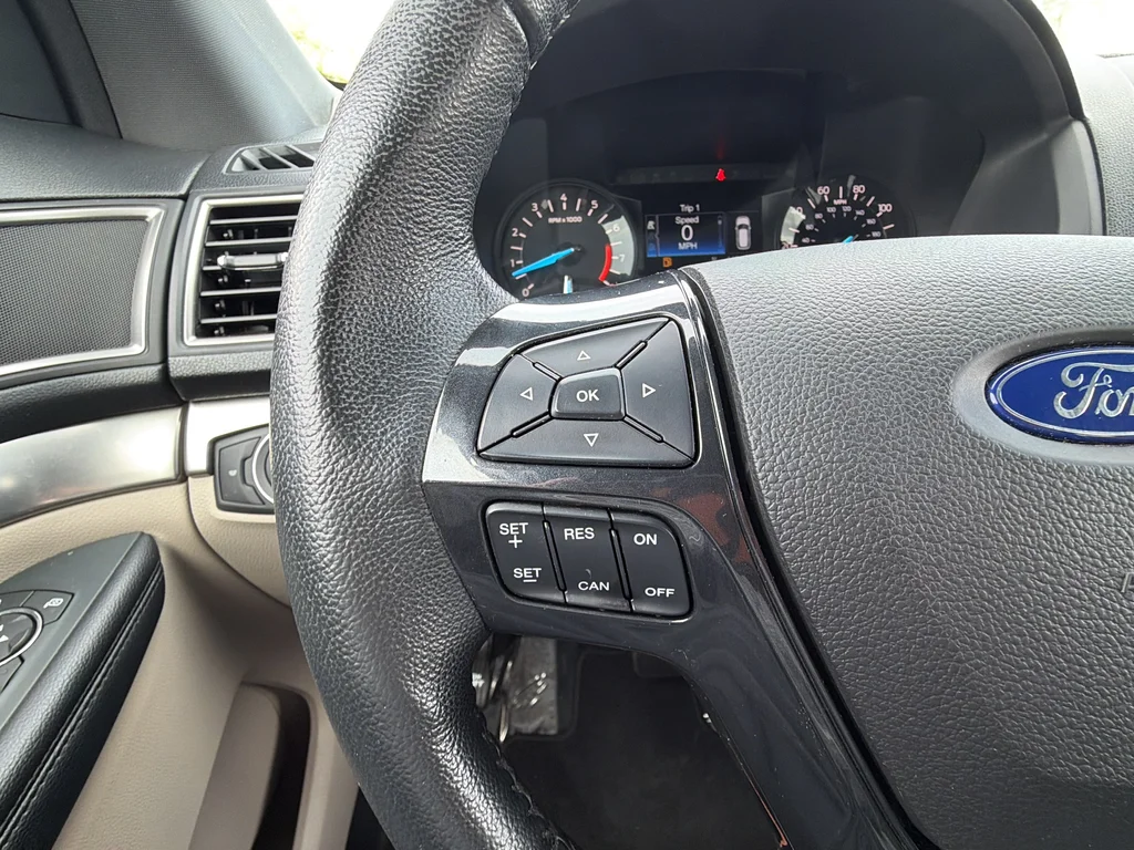 Used 2018 Red Ford XLT image 16