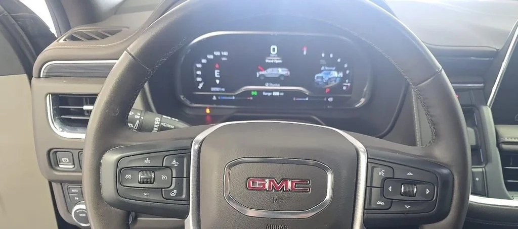 Used 2023 Blue GMC SLT image 9