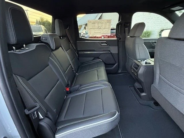 2026 GMC Sierra EV Elevation - Photo 31