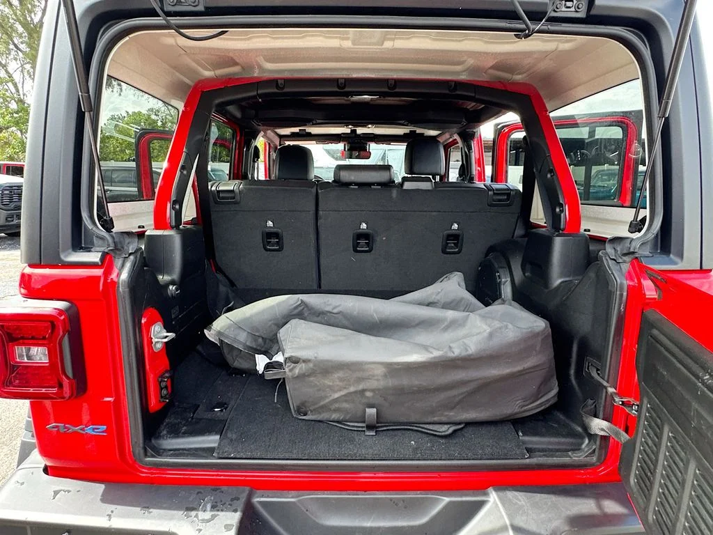 Used 2023 Red Jeep Rubicon 4xe image 30