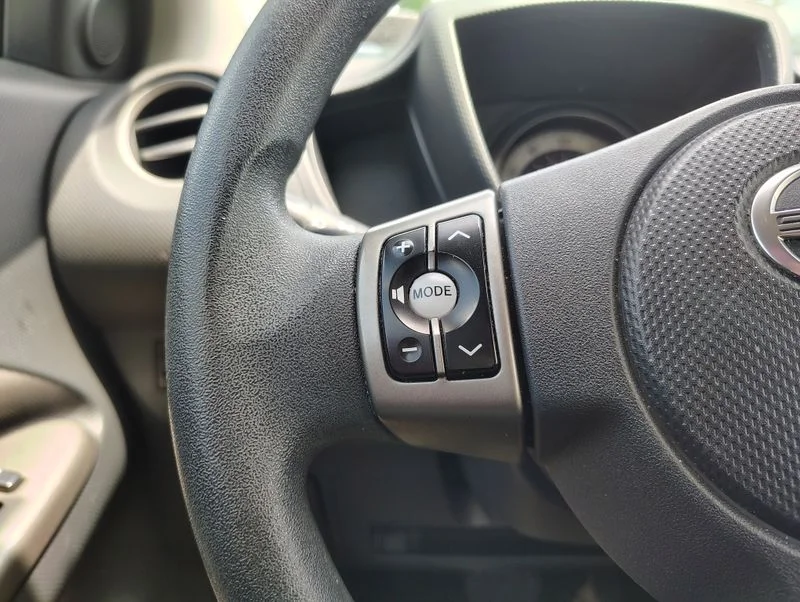 Used 2013 Blue Scion Base image 9