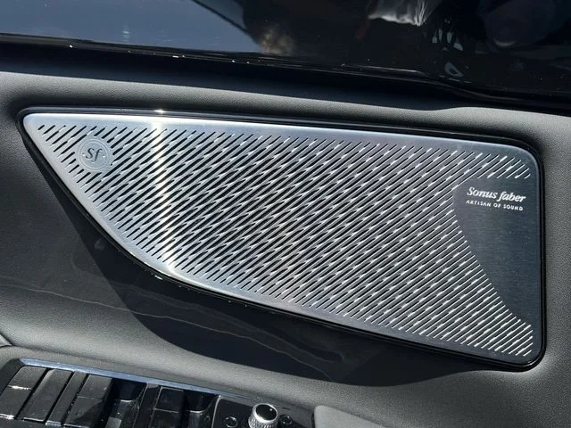 Used 2023  Maserati Modena image 32
