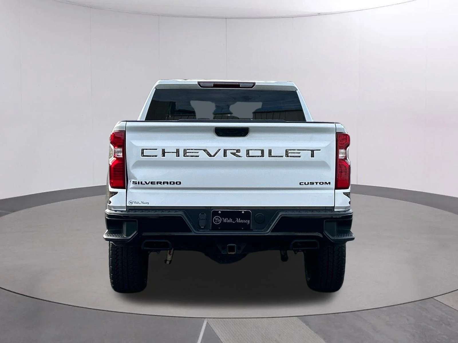 Used 2024 Summit White Chevrolet Custom Trail Boss image 4