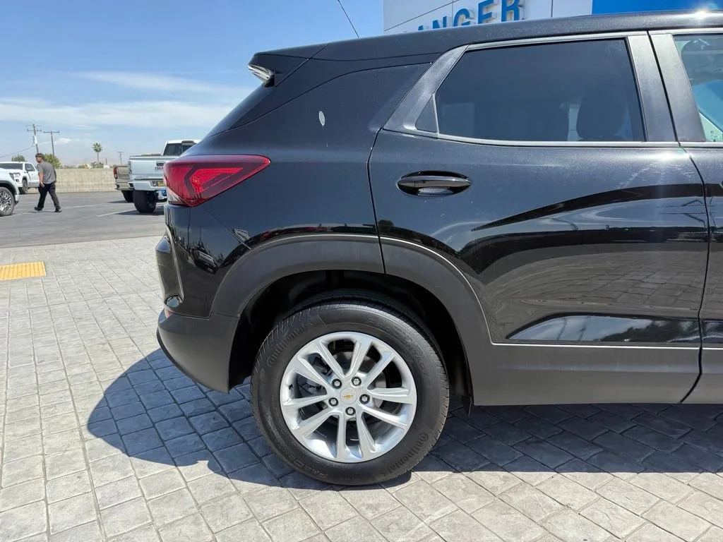 Used 2026 Mosaic Black Metallic Chevrolet LS image 10