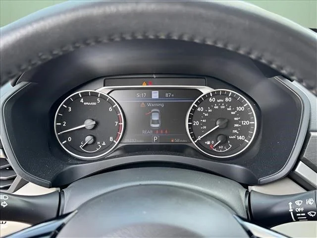 Used 2023 White Nissan 2.5 SV image 24