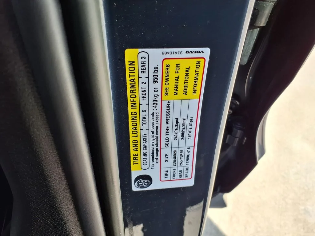Certified Used 2023 Blue Volvo B5 Plus Dark Theme image 37