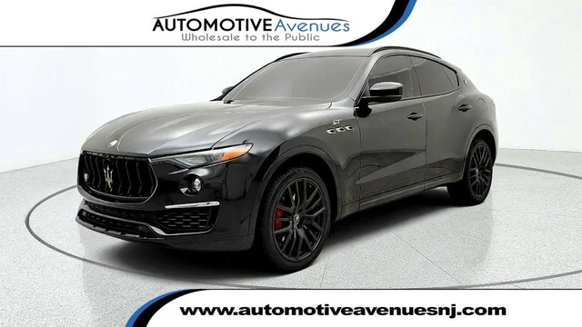 2022 Maserati Levante GT 3.0L w/ Nerissimo Package & Full Premium Leather