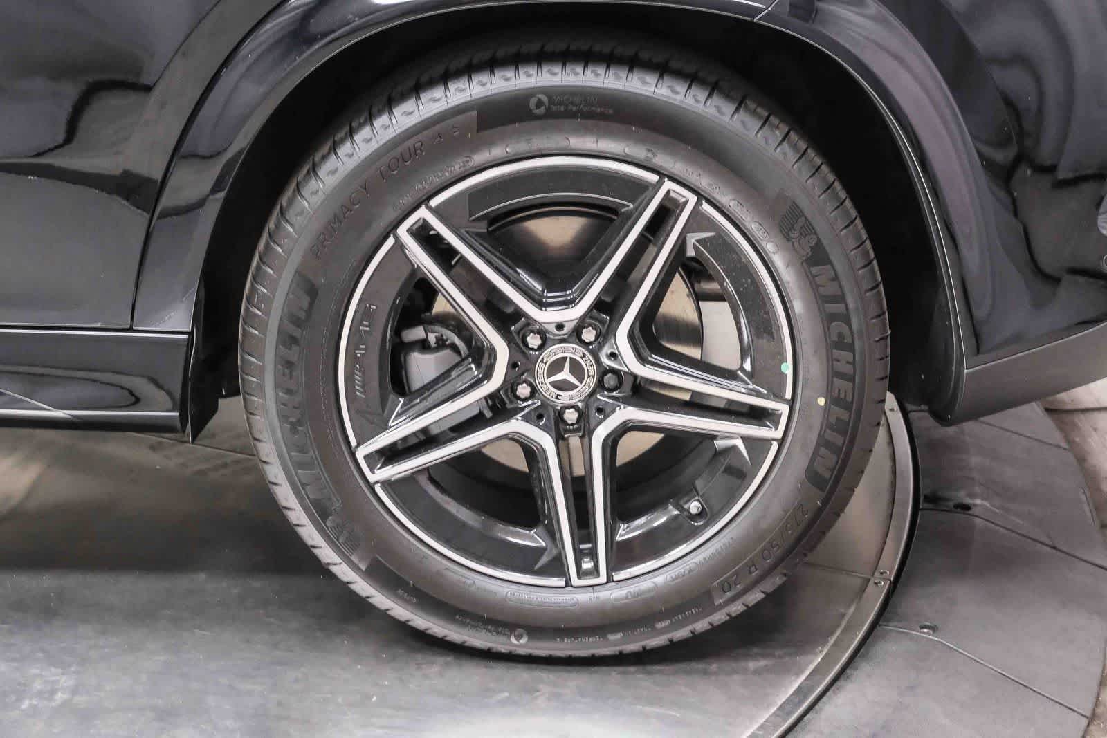 New 2026 Black Mercedes-Benz GLE 450 image 50