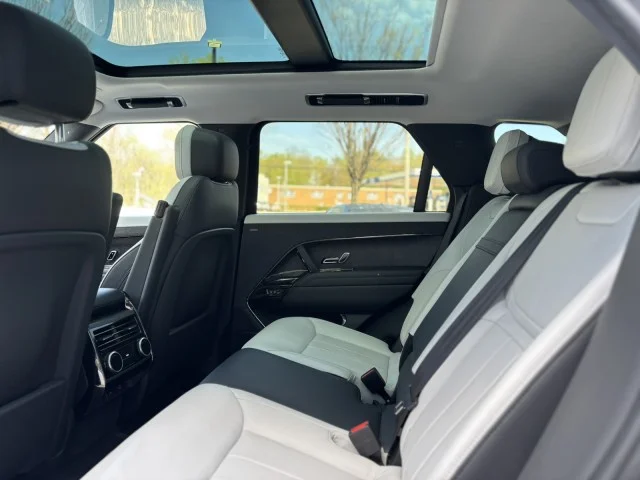 2023 Land Rover Range Rover Sport SE Dynamic - Photo 13