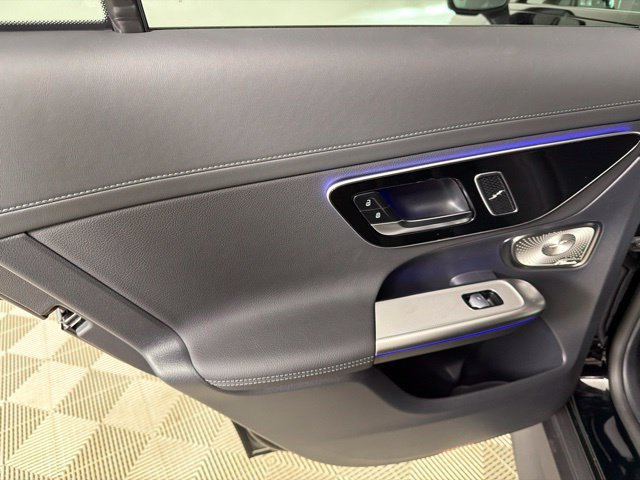 New 2027 Black Mercedes-Benz GLC 300 image 29