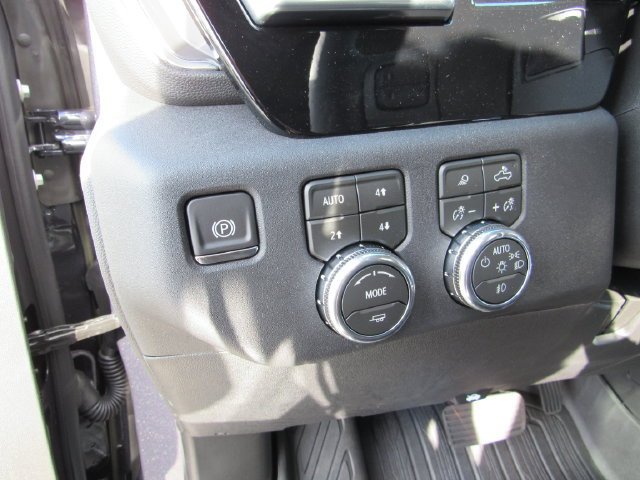 New 2026 Titanium Rush Metallic GMC SLT image 17