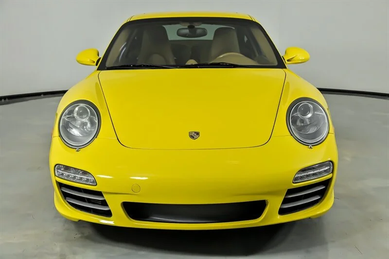 Used 2009 Speed Yellow Porsche Carrera 4S image 3