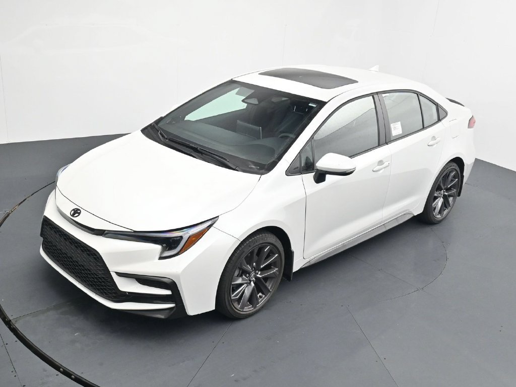 New 2026 Wind Chill Pearl <sup>1</sup> Toyota  XSE image 12