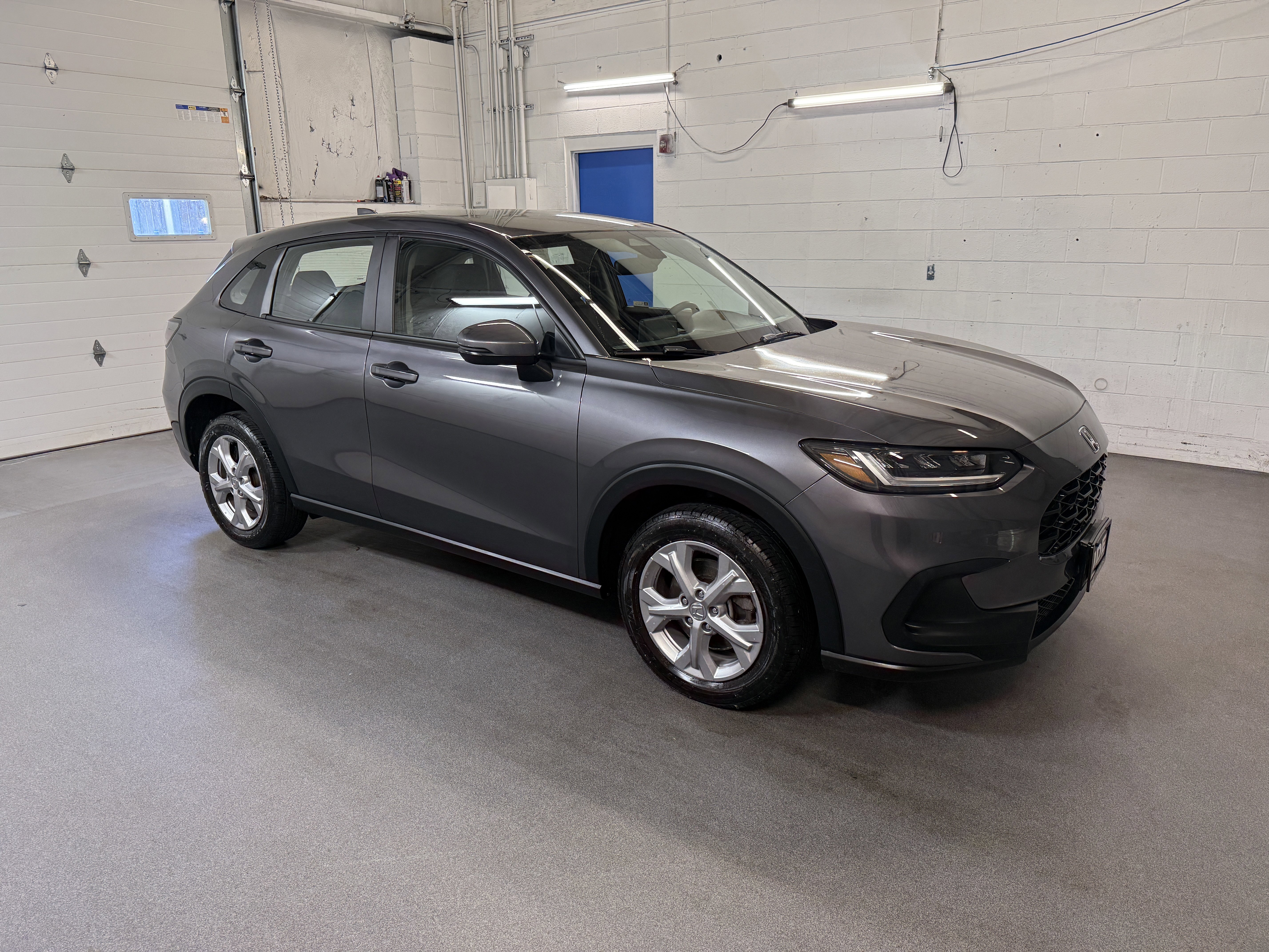 Used 2023 Modern Steel Metallic Honda LX image 11