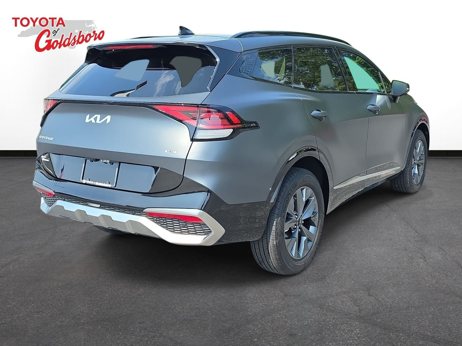 Used 2025 Gray Kia SX-Prestige image 5